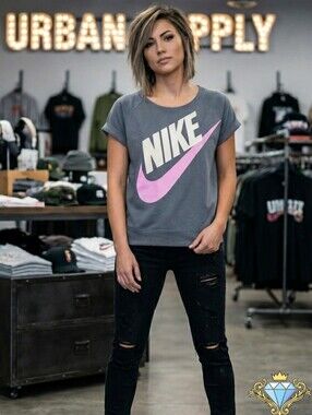NWOT NIKE ROLLED CUFFS SWEATSHIRT IN GRAY AND PURPLE SIZE LARGE WOMENS